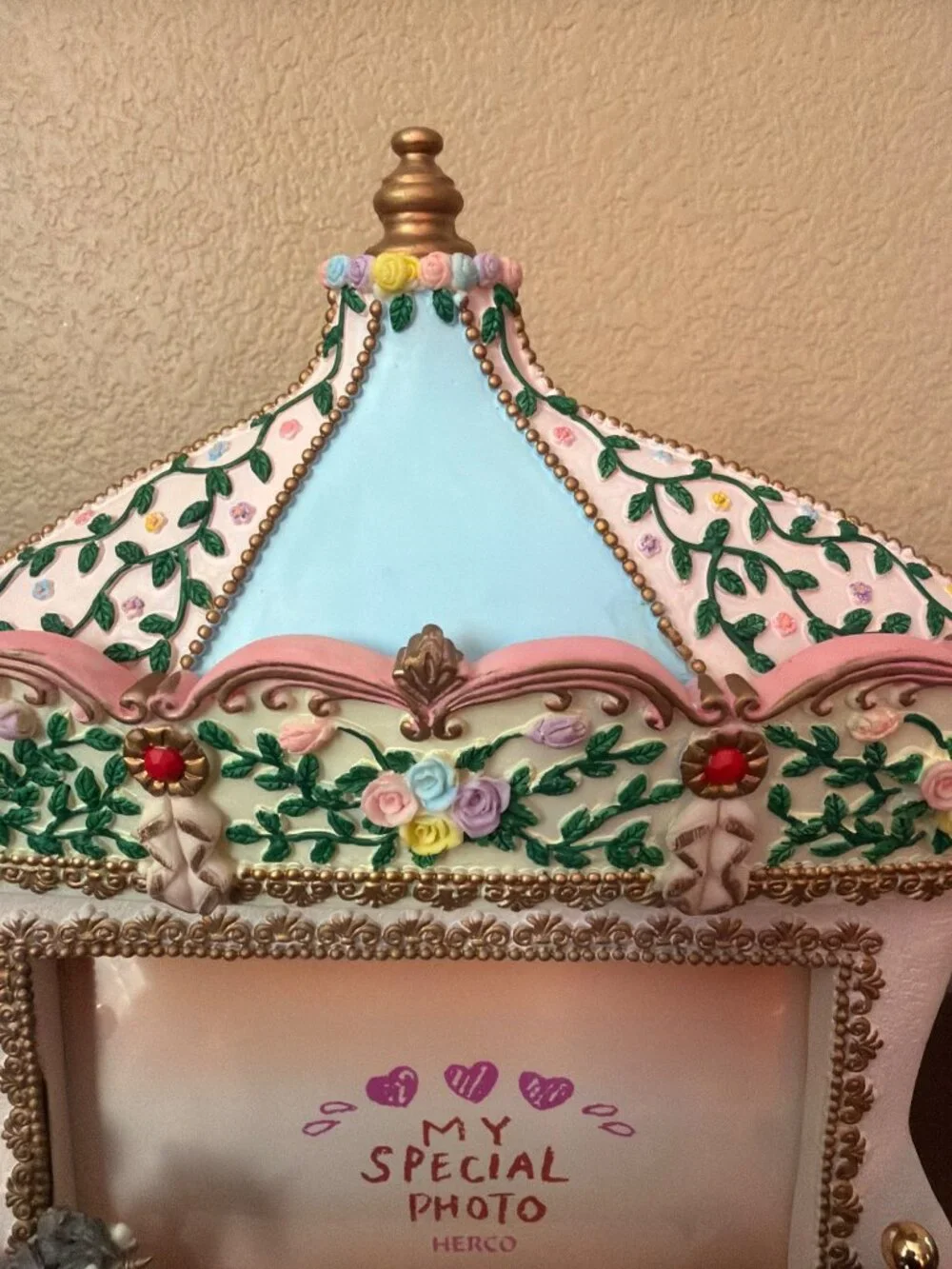 HERCO Carousel Unicorn Photo Frame Pastel Floral Roses Nursery Decor NOS